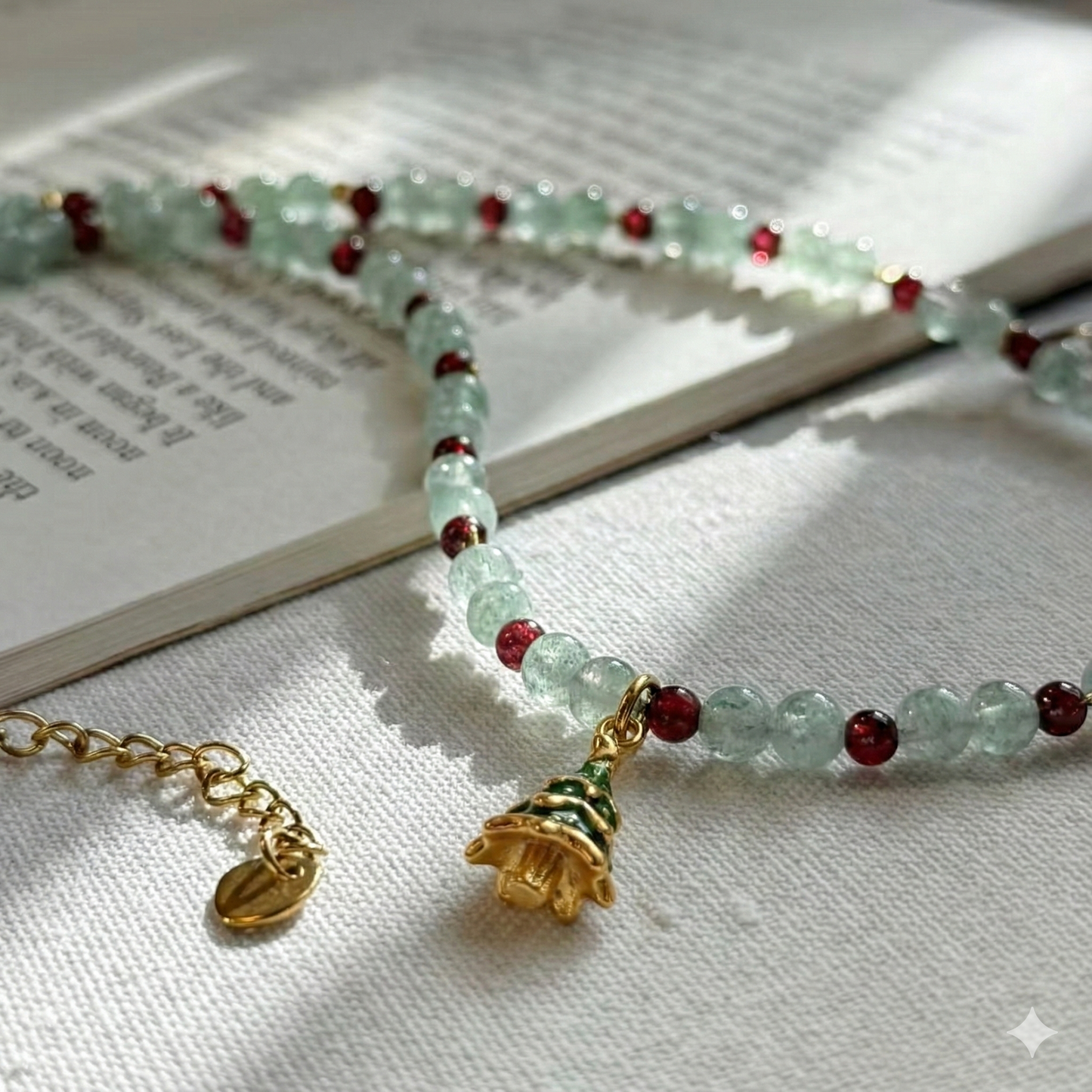 Christmas Mistletoe: Green Aventurine & Garnet Jewelry Necklace