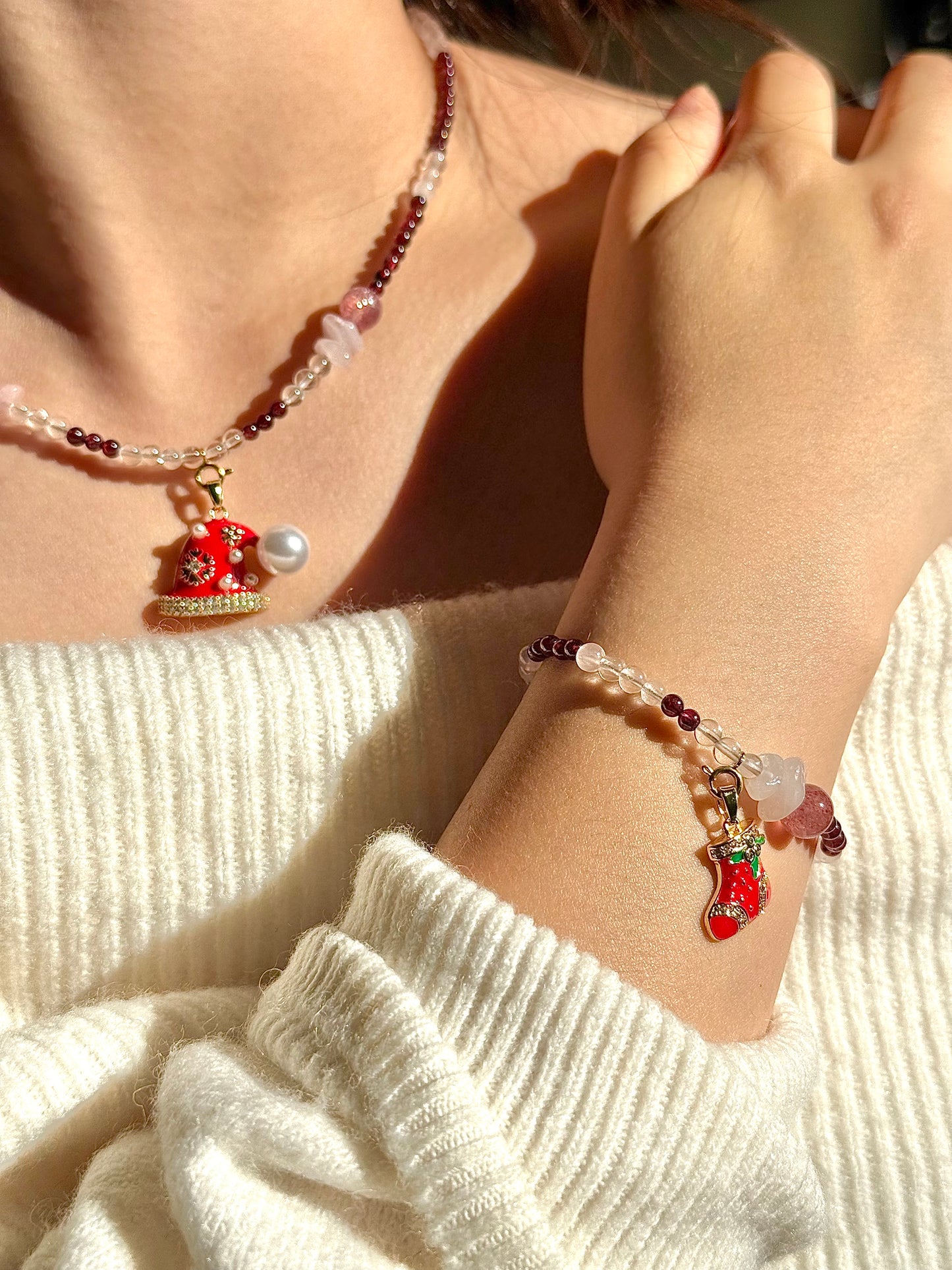 Festive Berry: Garnet, Clear Quartz, Rose Quartz & Strawberry Quartz Beaded Jewelry Set