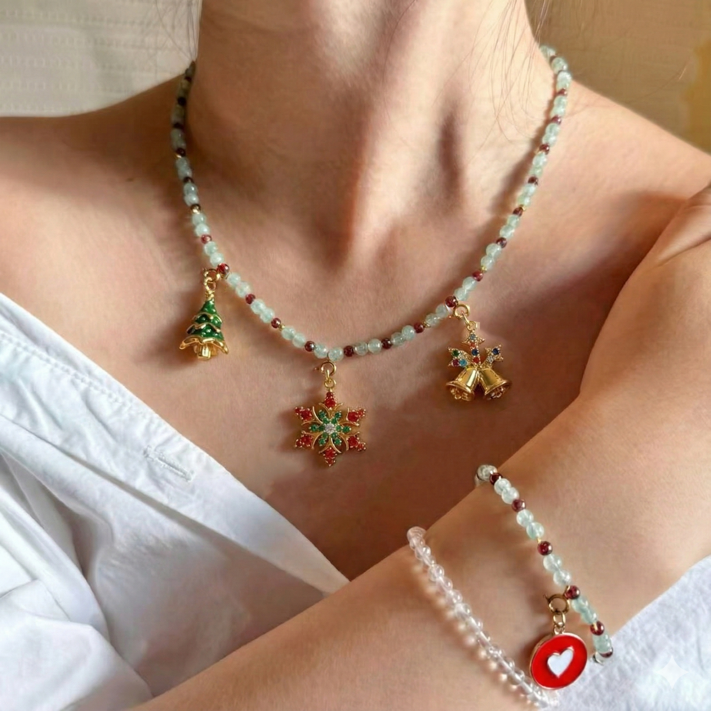 Christmas Mistletoe: Green Aventurine & Garnet Jewelry Necklace